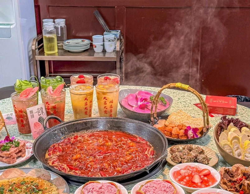 鸿姐老火锅(明瓦廊美食街店) - 南京市旅游 1