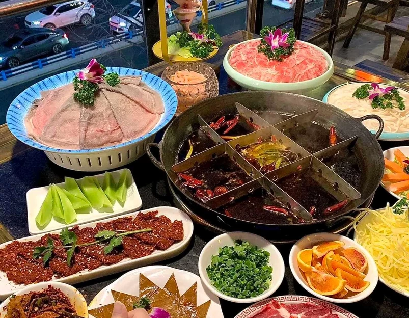 九宫阁火锅(南滨路店) - 重庆市旅游 1