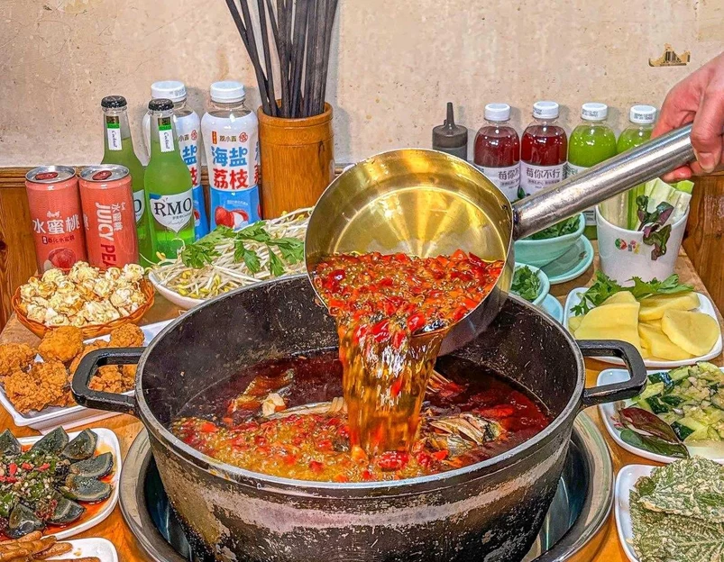 渝芝香美蛙三合鱼(洋河中路店) - 重庆市旅游 1