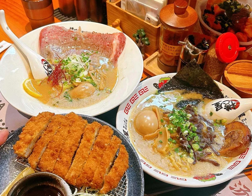 横屋·駅前拉面(皇庭中心店) - 深圳市旅游 1
