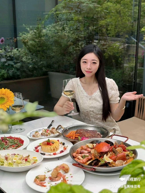 巴塞庭院西班牙餐厅B&C Spanish Restaurant - 上海市旅游