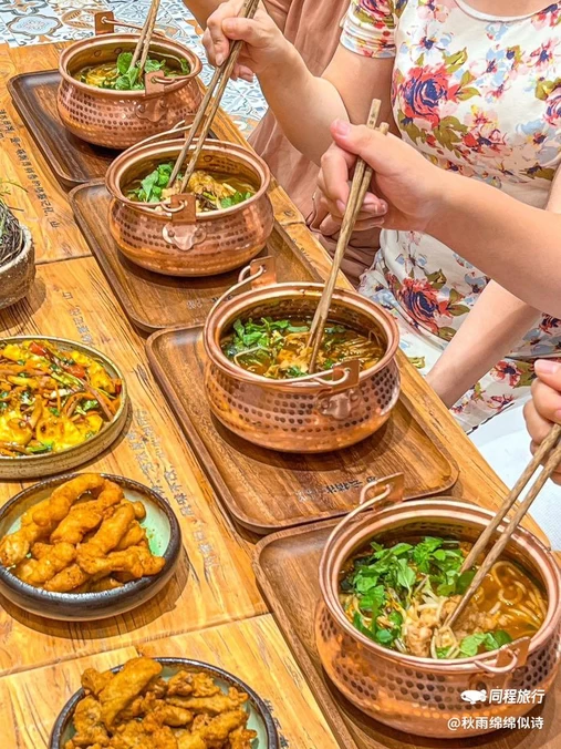 云梢雀·云南小锅米线(金沙天街店) - 重庆市旅游