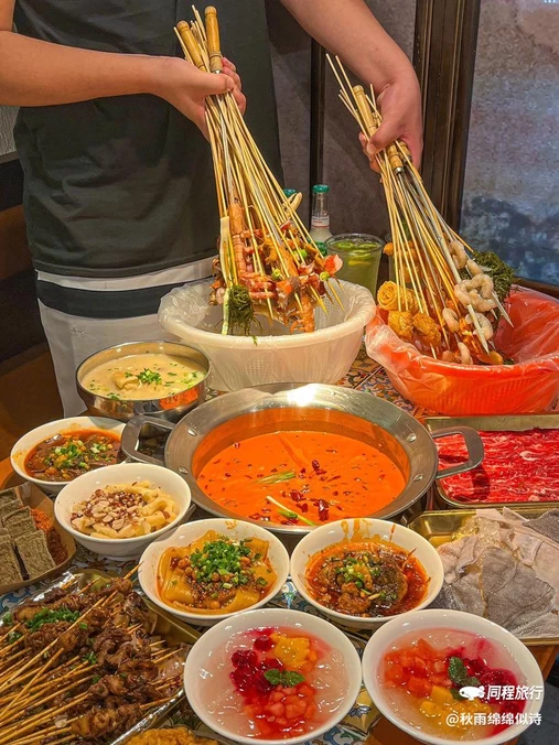鸟鸟好吃店·成都土砂锅串串(杭州总店) - 杭州市旅游