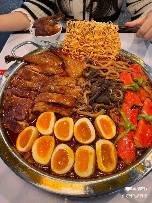 以川冒菜·冒烤鸭(福田新天地店) - 深圳市旅游