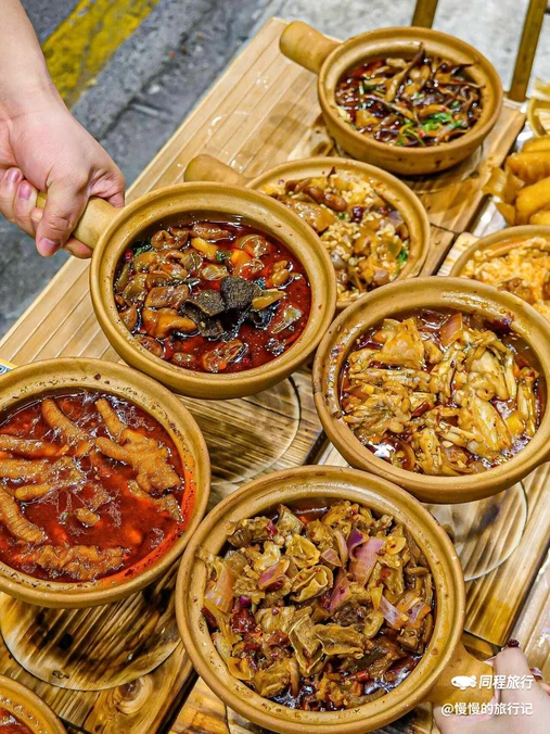 容川火·毛肚肥肠煲(布吉店) - 深圳市旅游