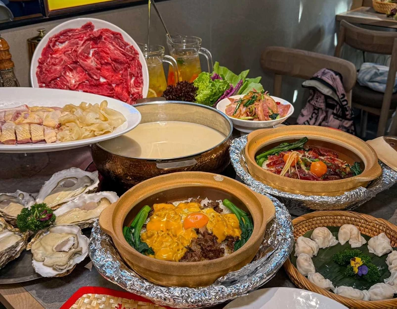 顺德公广东猪肚鸡·煲仔饭(白石洲店) - 深圳市旅游 1