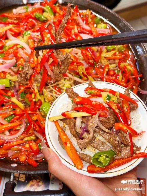 三丁炉火一体菜(九眼桥店) - 成都市旅游