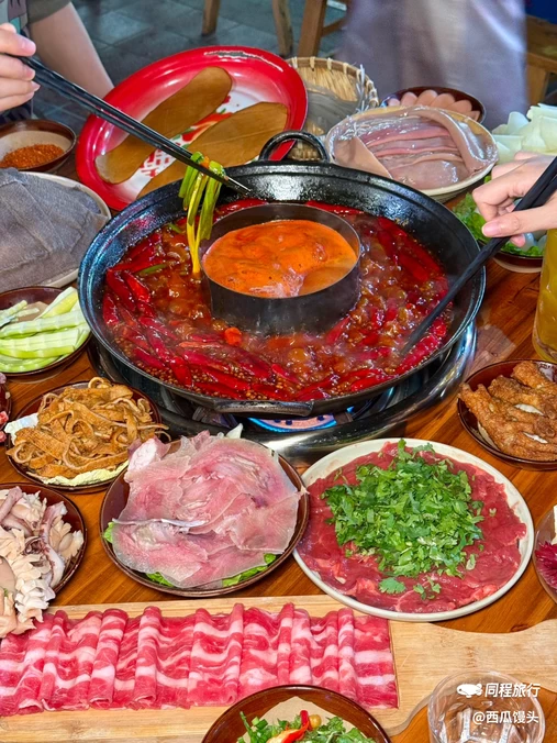 罗二火锅(双流店) - 成都市旅游