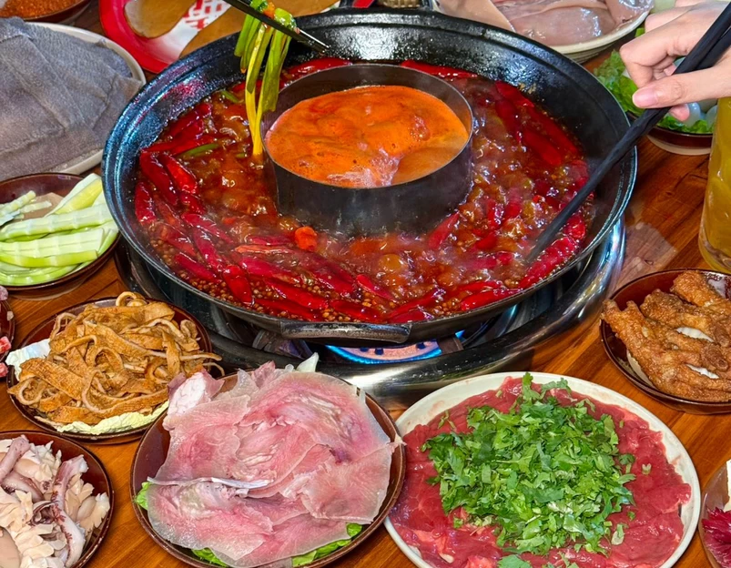 罗二火锅(双流店) - 成都市旅游 1