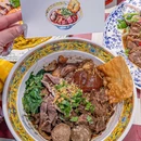 富贵柚泰北小酒馆(江汉路咸安坊店) - 武汉市旅游 缩略图 1