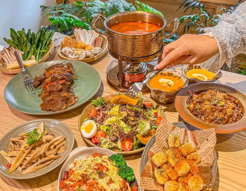小山梨月·西餐素食(泰寓路店) - 宁波市旅游 1