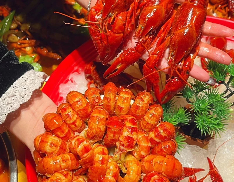 乔街深夜食堂·小龙虾·私房菜(滨江银泰店) - 杭州市旅游 1