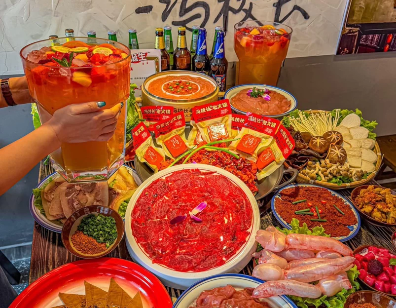 冯校长老火锅(三里屯店) - 北京市旅游 1
