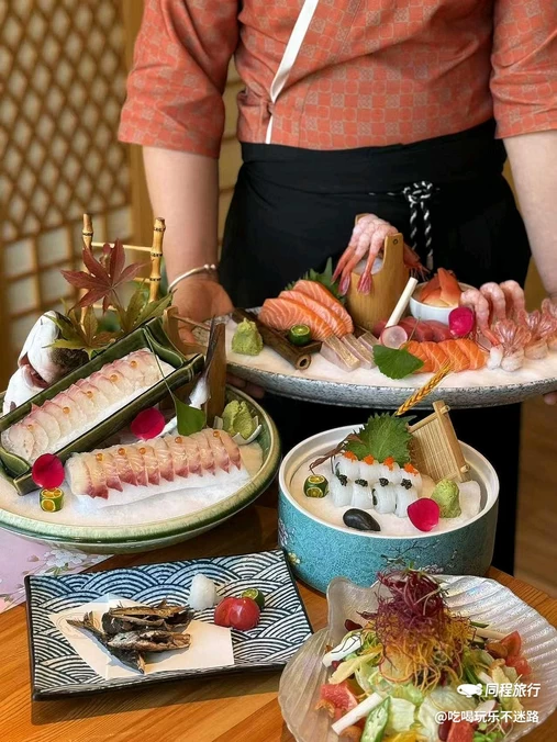 萤初高端日料王(新纪元店) - 西安市旅游