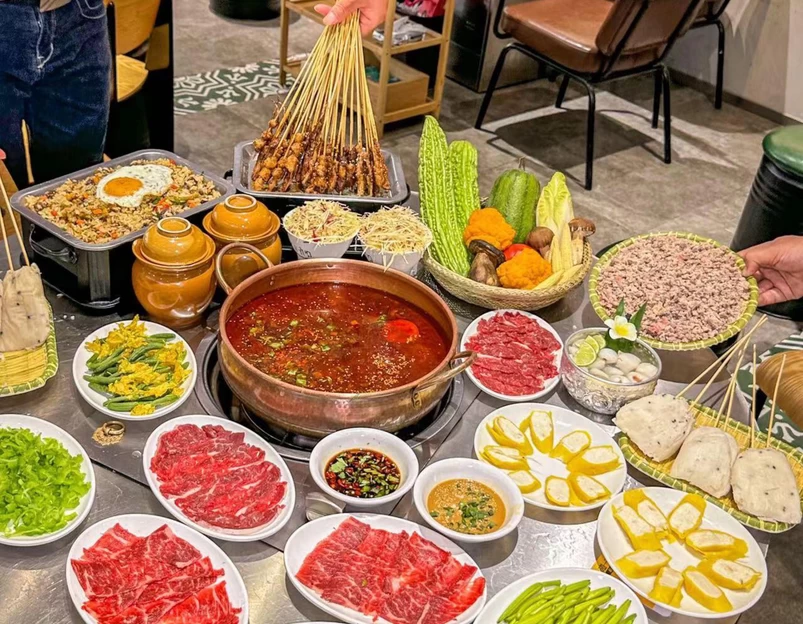 来虎·云贵川酸菜牛肉火锅(万泰广场店) - 上海市旅游 1