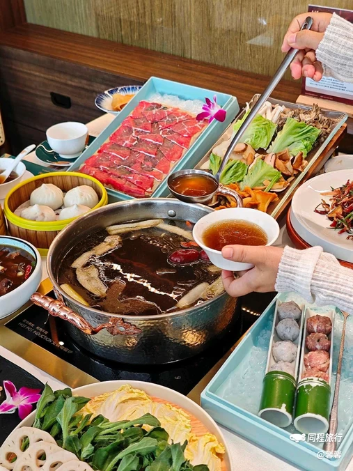 九品风山珍宝酒楼(科华中路店) - 成都市旅游