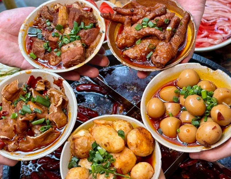 抄姐老火锅(洪崖洞店) - 重庆市旅游 1