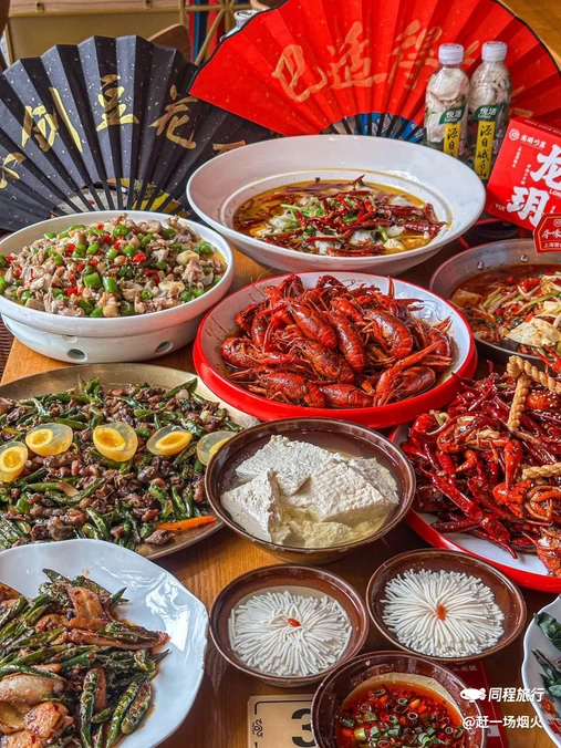 龙玥川菜·豆花饭·小龙虾夜宵(上海总店) - 上海市旅游