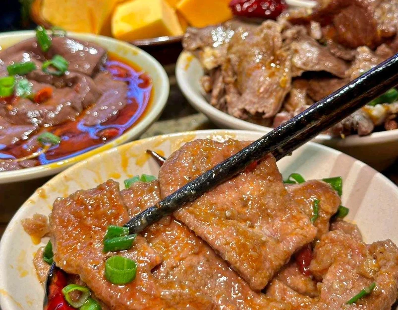 临江路水派火锅(南坪总店) - 重庆市旅游 1