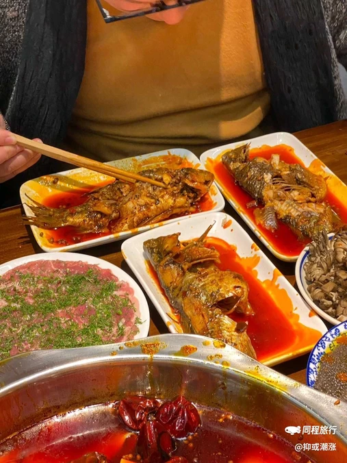 周师兄大刀腰片火锅(解放碑总店) - 重庆市旅游