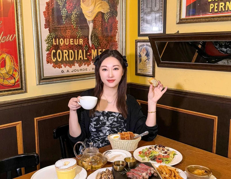 Entrecôte 法国牛扒馆(保利·时光里店) - 上海市旅游 1