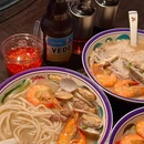 很臭美·宁波风味夜小馆 - 杭州市旅游 缩略图 1