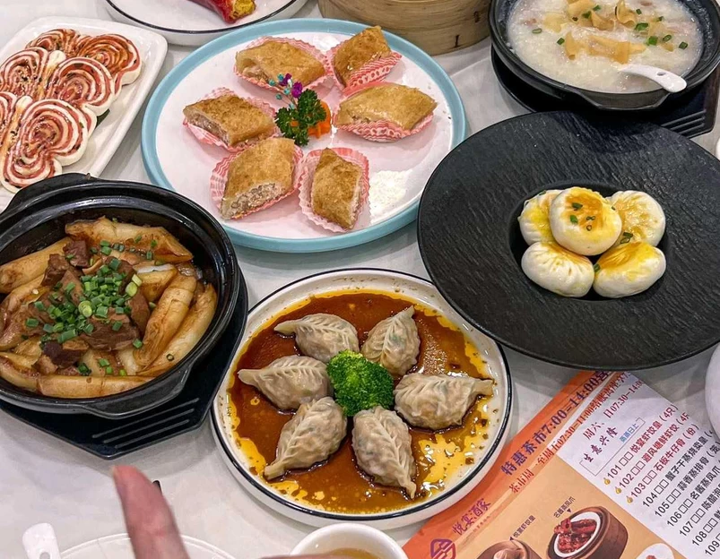 悦宴酒家·红烧乳鸽(龙洞店) - 广州市旅游 1