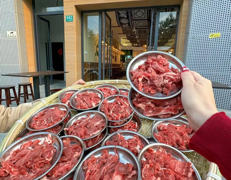 友阿婆生烫牛肉米线 - 上海市旅游 1
