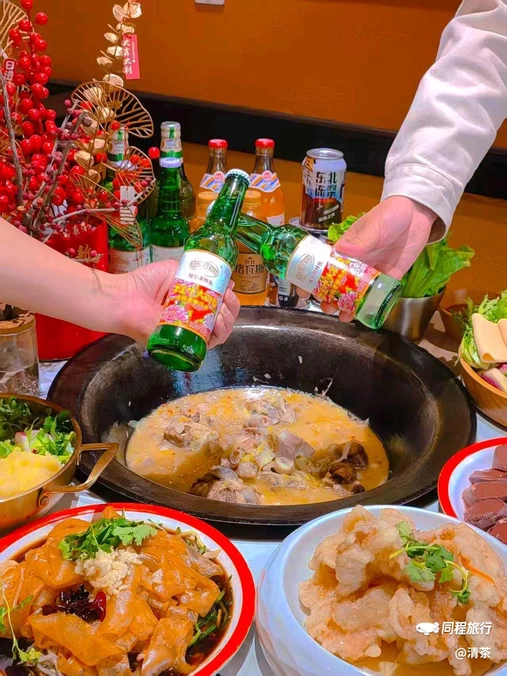 冯记东北铁锅炖(武宁店) - 上海市旅游