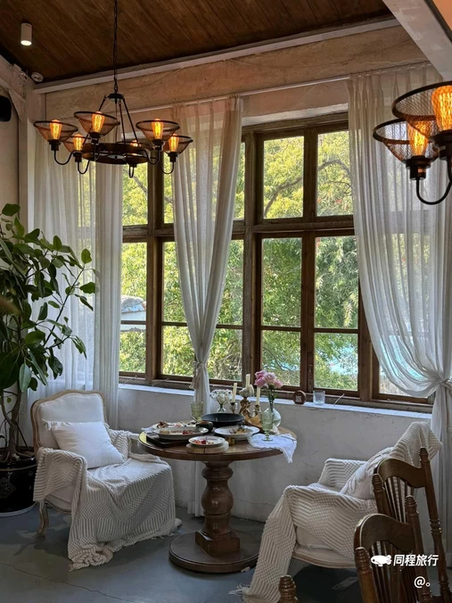 夏河古格藏式西餐厅 - 甘南藏族自治州旅游