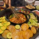 罗小二贵州百年烙锅烤肉(甲秀楼总店) - 贵阳市旅游 缩略图 4