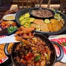 罗小二贵州百年烙锅烤肉(甲秀楼总店) - 贵阳市旅游 缩略图 7