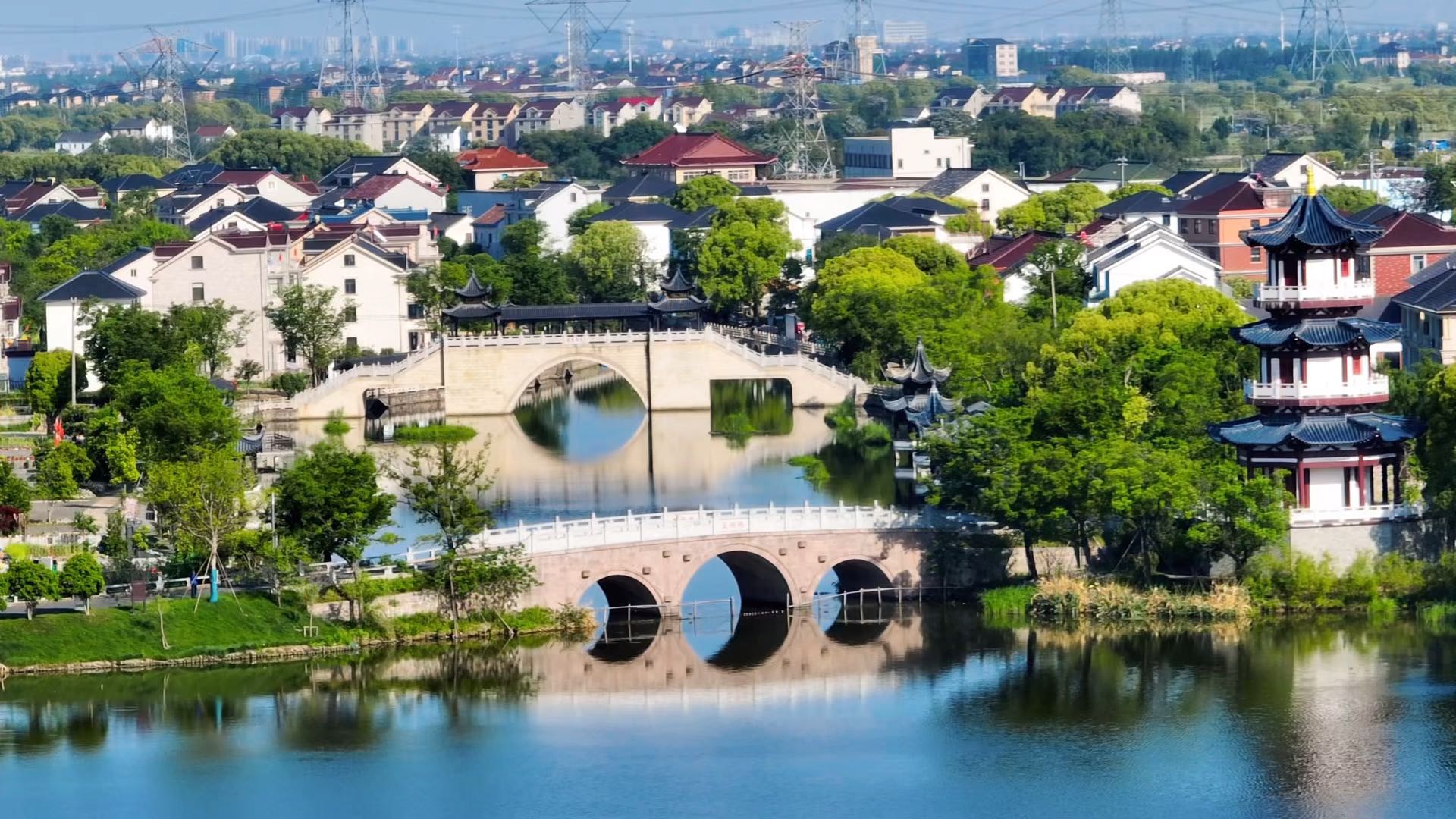 盛泽广场 - 苏州市旅游