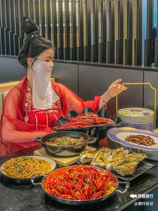 小邢海鲜龙虾烧烤(奉贤南桥店) - 上海市旅游