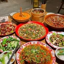 周掌门·江湖饭局(北城天街店) - 重庆市旅游 缩略图 1