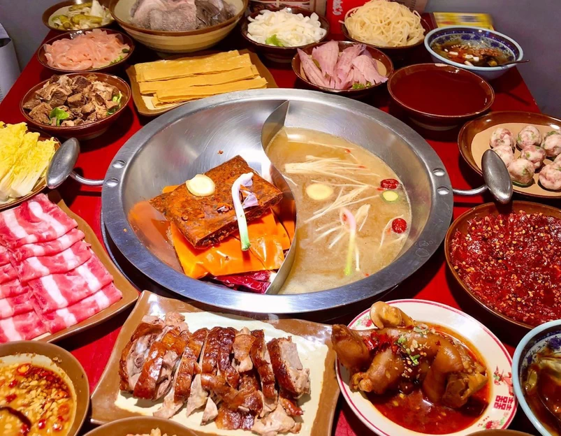喜憨憨重庆老火锅(天安云谷店) - 深圳市旅游 1