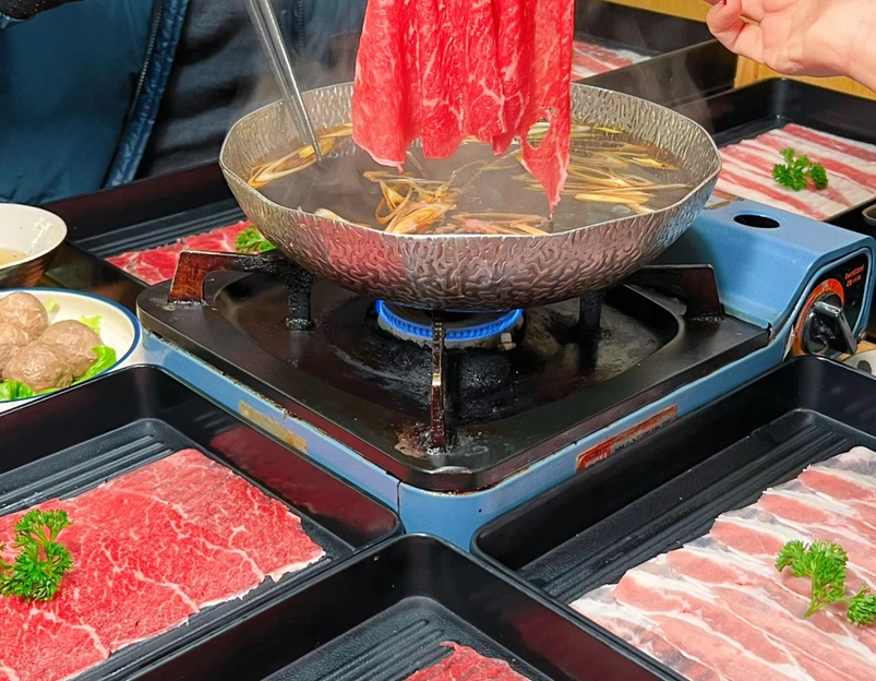 一洋刺身·精致料理(建设路店) - 成都市旅游 1