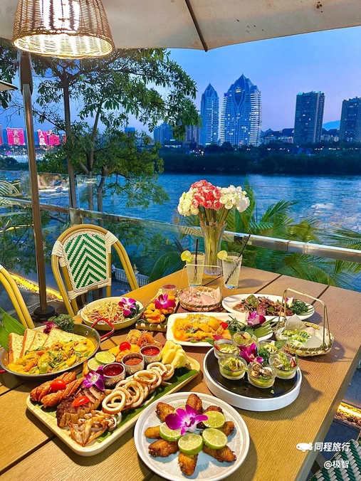 北榄坡·澜湄江景日落餐厅(告庄孔雀城店) - 西双版纳傣族自治州旅游