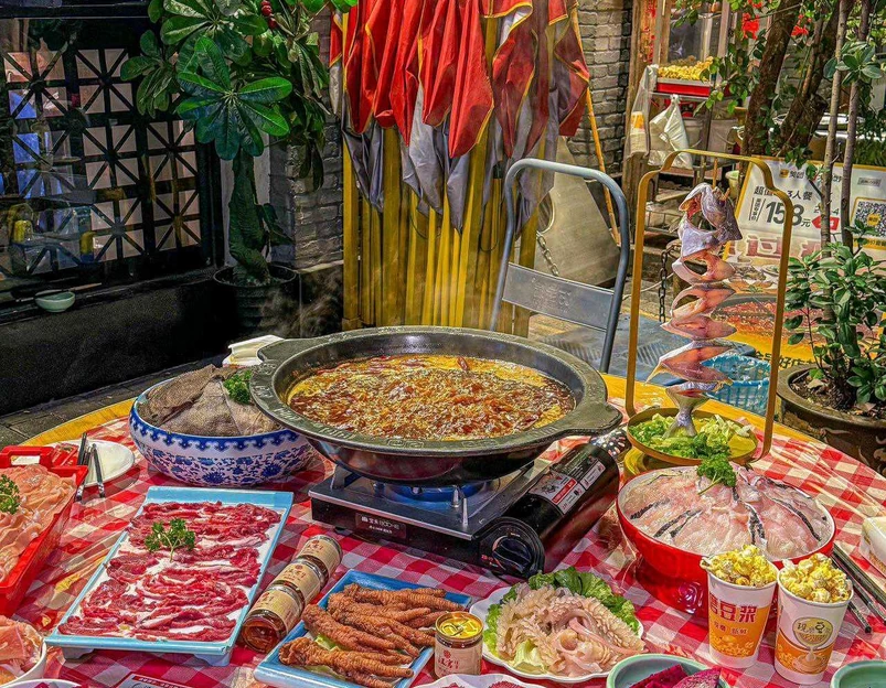 汉宫往事原味老火锅(都市花园店) - 重庆市旅游 1