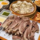 两只小山羊·手把肉 - 呼和浩特市旅游 缩略图 1