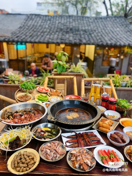 孙婆婆美蛙兔火锅(小关庙店) - 成都市旅游