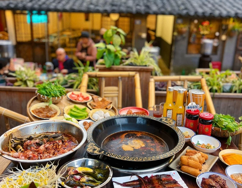 孙婆婆美蛙兔火锅(小关庙店) - 成都市旅游 1