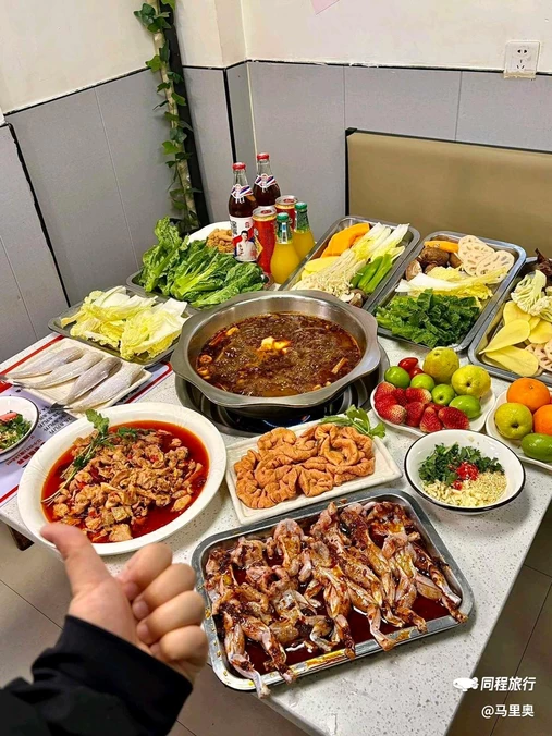 唐掌柜稻田蛙肥肠鱼(万象城店) - 成都市旅游