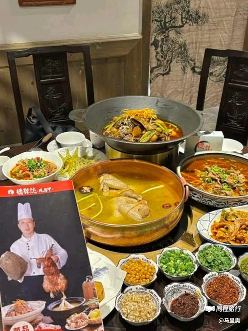 德辉炖凤与甲·炖鸡·烧甲鱼(三圣乡店) - 成都市旅游