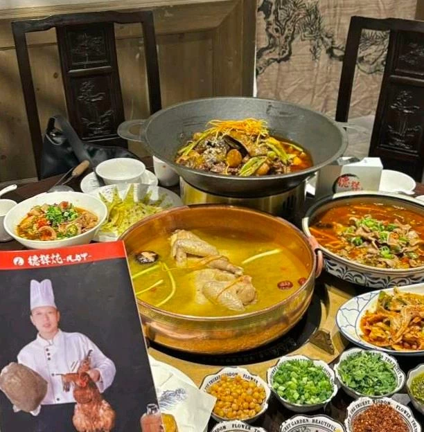 德辉炖凤与甲·炖鸡·烧甲鱼(三圣乡店) - 成都市旅游 1