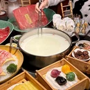 牛牛和牛海鲜粥底火锅(东安天街店) - 成都市旅游 缩略图 1