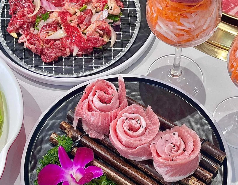 齐齐哈尔·热炭·烤肉(漳州二路店) - 青岛市旅游 1