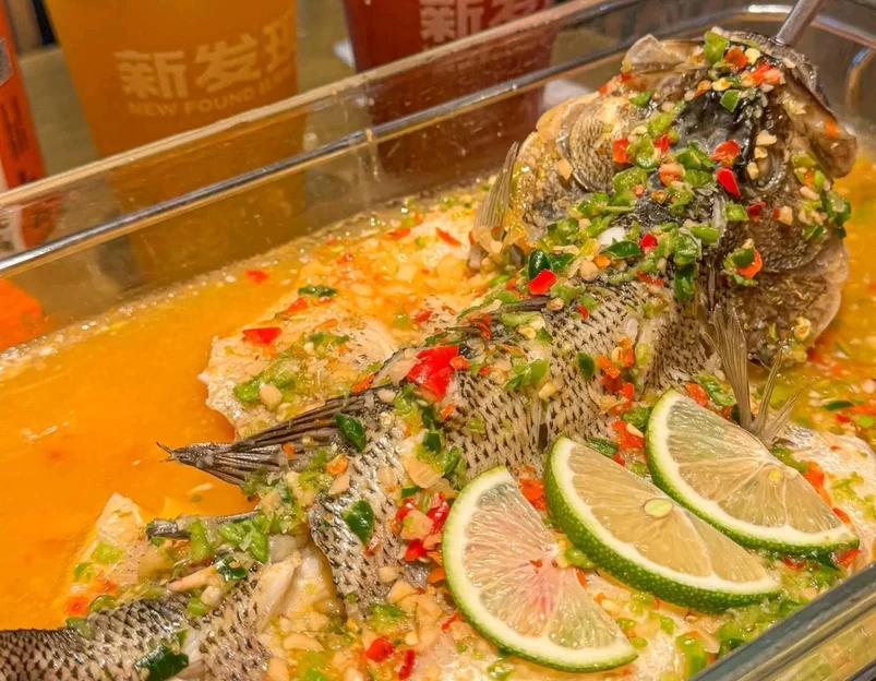 新发现(徐汇日月光店) - 上海市旅游 1