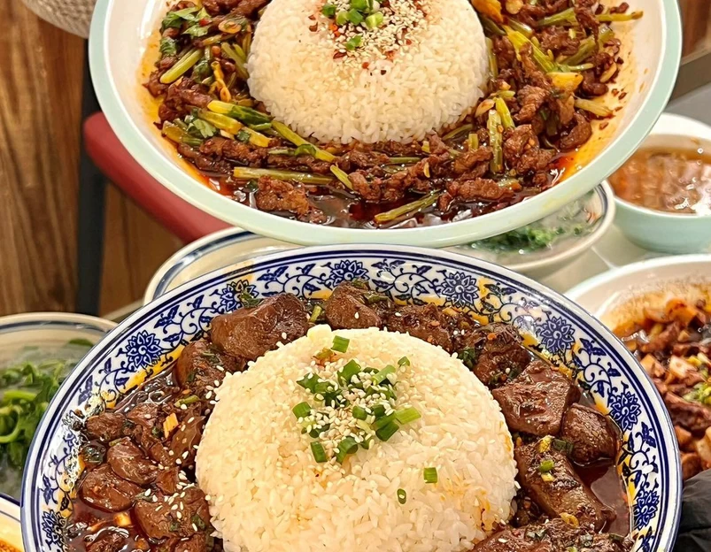 杨三孃跷脚牛肉(王家湾店) - 武汉市旅游 1