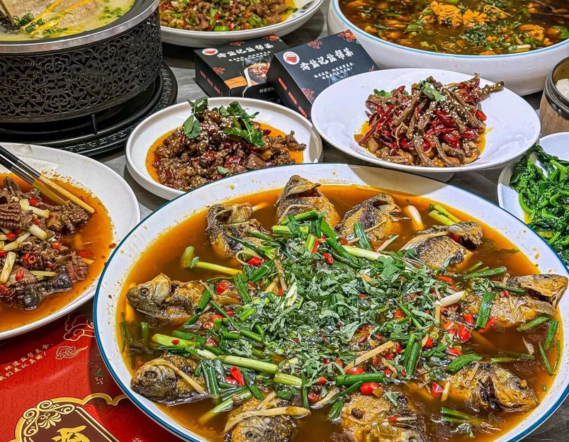 渝盐记盐帮菜(万科彩云湖店) - 重庆市旅游 1